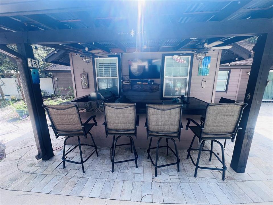 For Sale: $449,900 (3 beds, 2 baths, 2185 Square Feet)