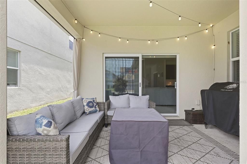 En Venta: $568,000 (5 camas, 3 baños, 2638 Pies cuadrados)