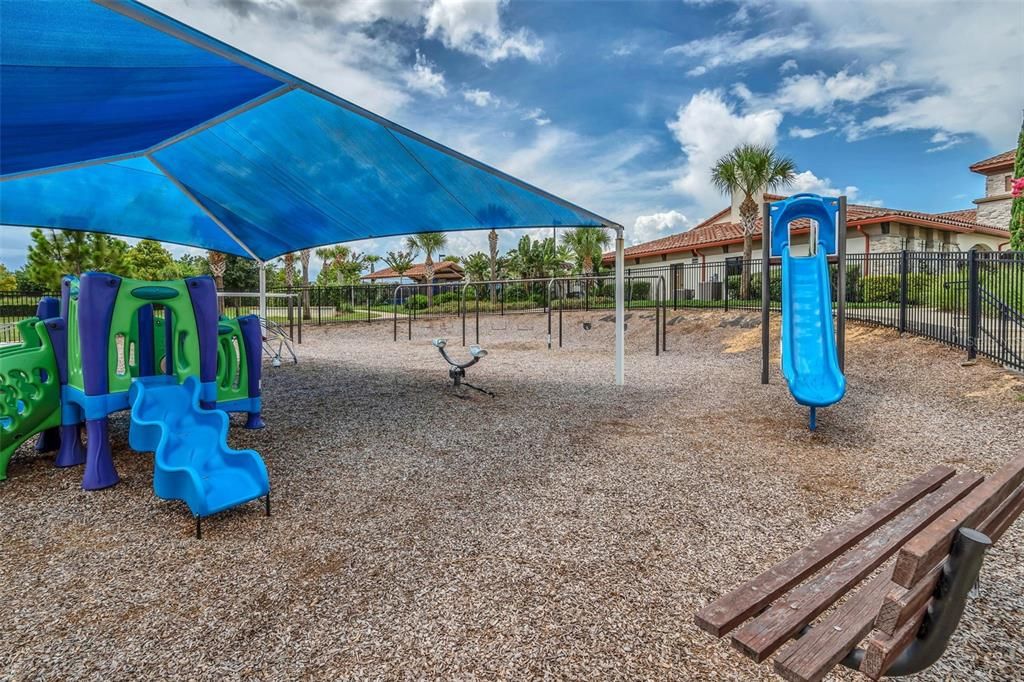 En Venta: $568,000 (5 camas, 3 baños, 2638 Pies cuadrados)