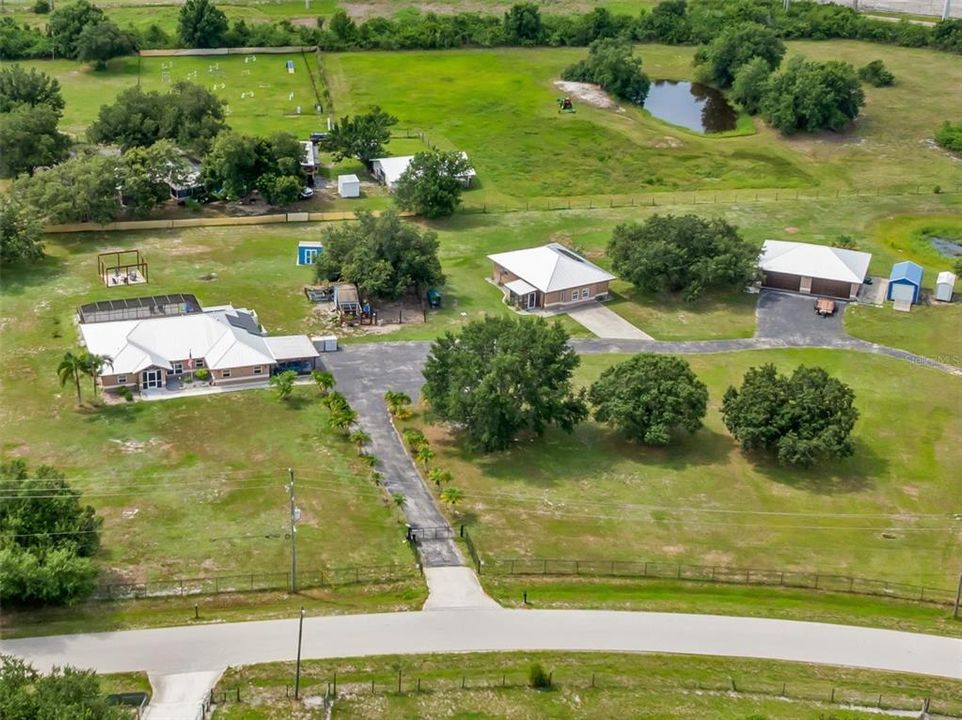 На продажу: $925,000 (5 спален, 3 ванн, 3430 Квадратных фут)