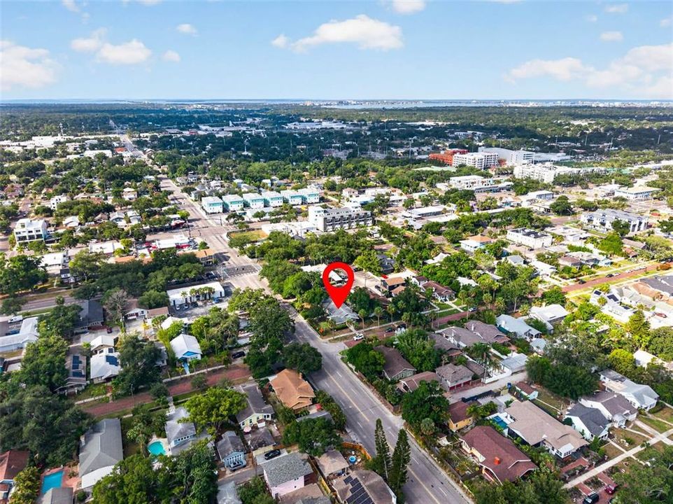 На продажу: $750,000 (3 спален, 2 ванн, 2119 Квадратных фут)