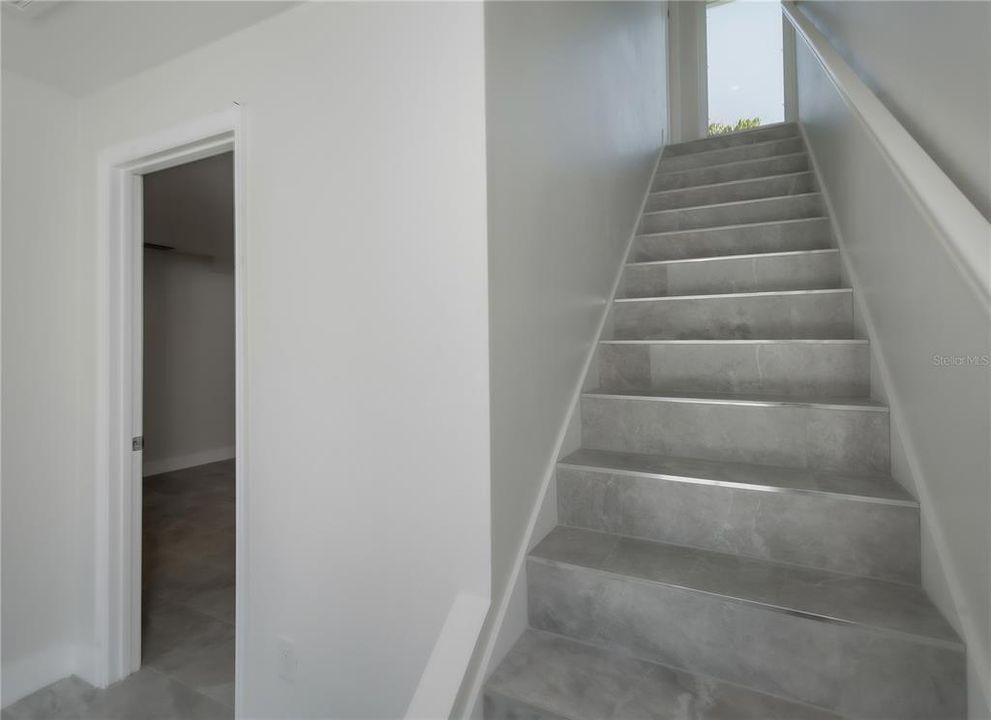 For Rent: $2,995 (4 beds, 3 baths, 1758 Square Feet)
