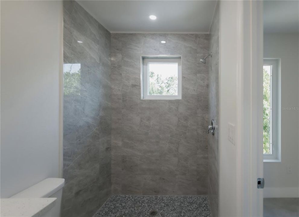 For Rent: $2,995 (4 beds, 3 baths, 1758 Square Feet)