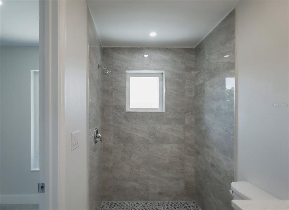 For Rent: $2,995 (4 beds, 3 baths, 1758 Square Feet)