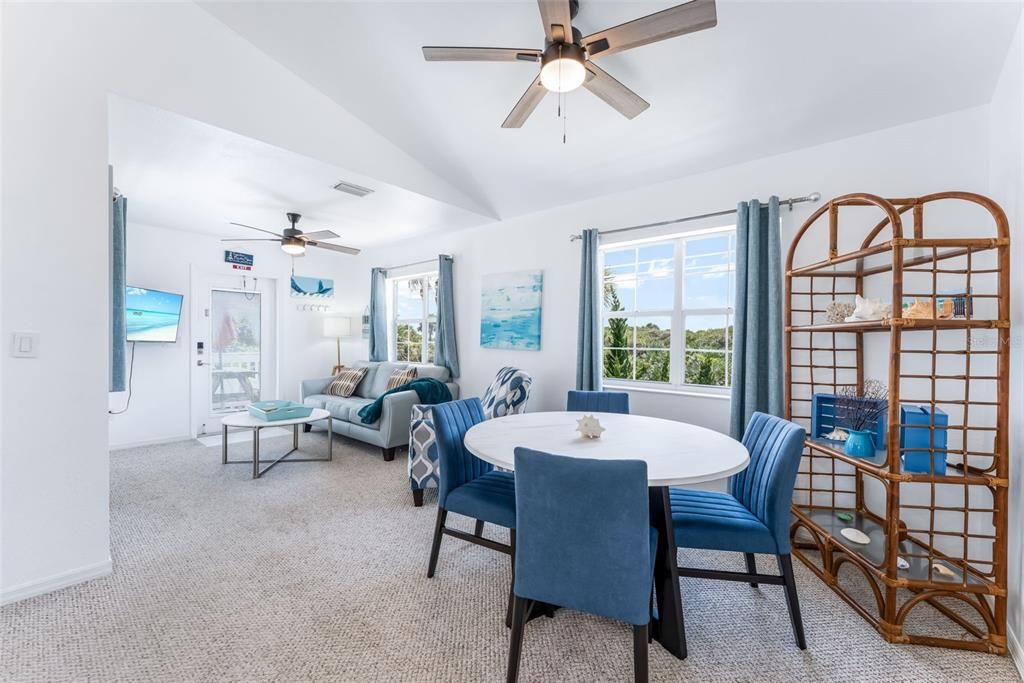 For Sale: $749,500 (3 beds, 4 baths, 1518 Square Feet)