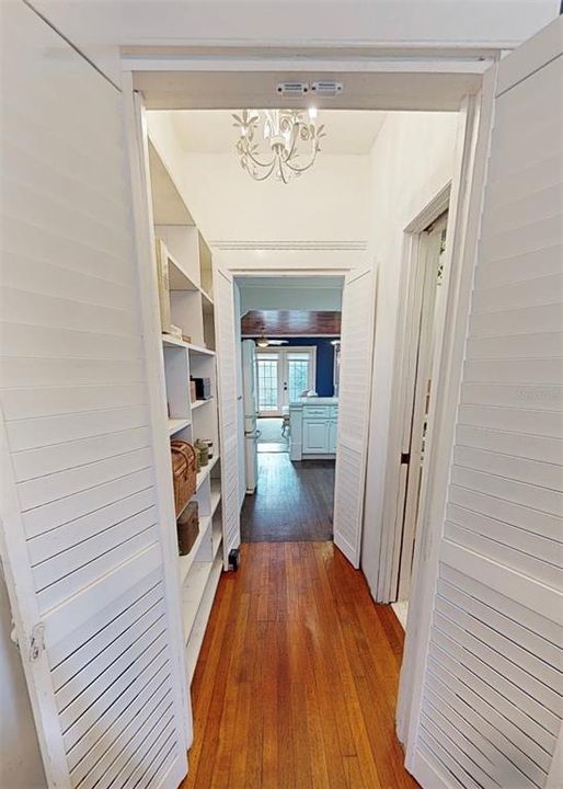 На продажу: $325,000 (3 спален, 2 ванн, 1462 Квадратных фут)