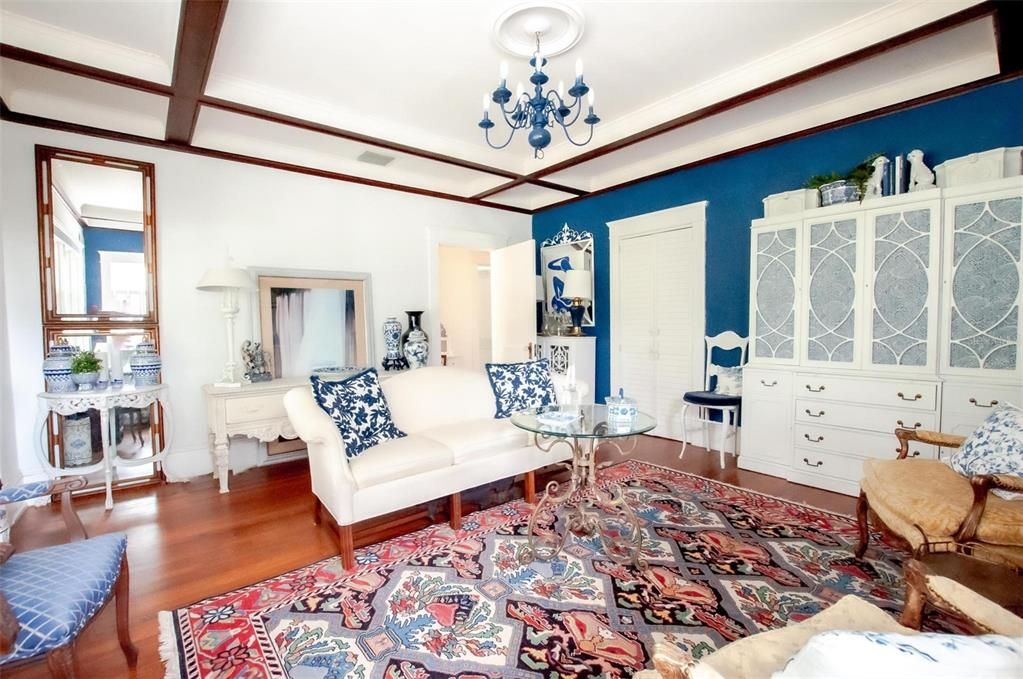 На продажу: $325,000 (3 спален, 2 ванн, 1462 Квадратных фут)