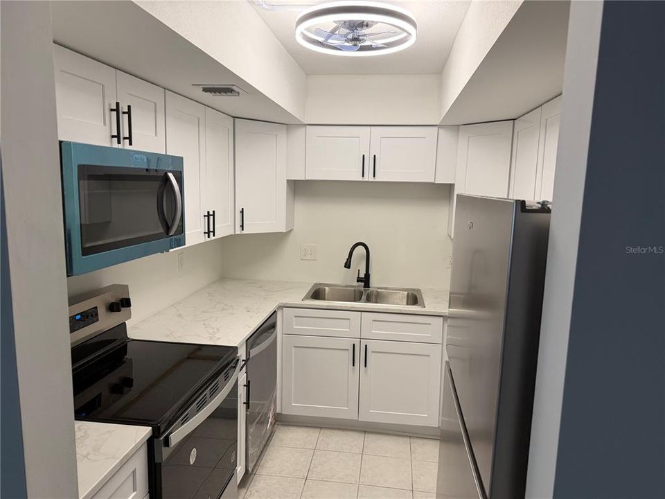 En Venta: $118,888 (2 camas, 2 baños, 919 Pies cuadrados)