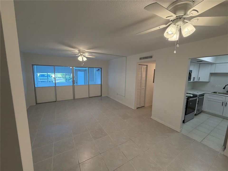 En Venta: $118,888 (2 camas, 2 baños, 919 Pies cuadrados)