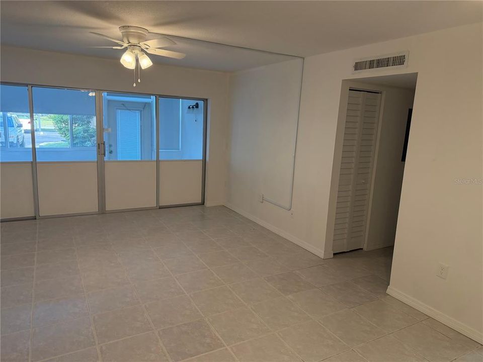 En Venta: $118,888 (2 camas, 2 baños, 919 Pies cuadrados)