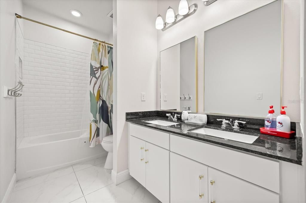 For Rent: $9,000 (5 beds, 4 baths, 3671 Square Feet)
