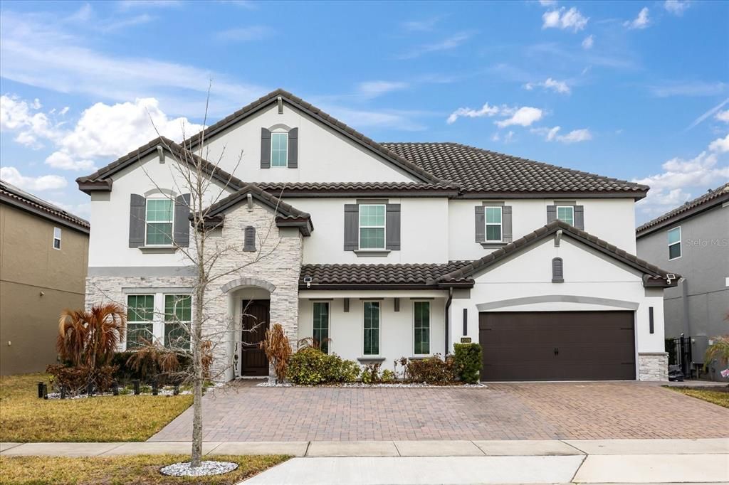 For Rent: $9,000 (5 beds, 4 baths, 3671 Square Feet)