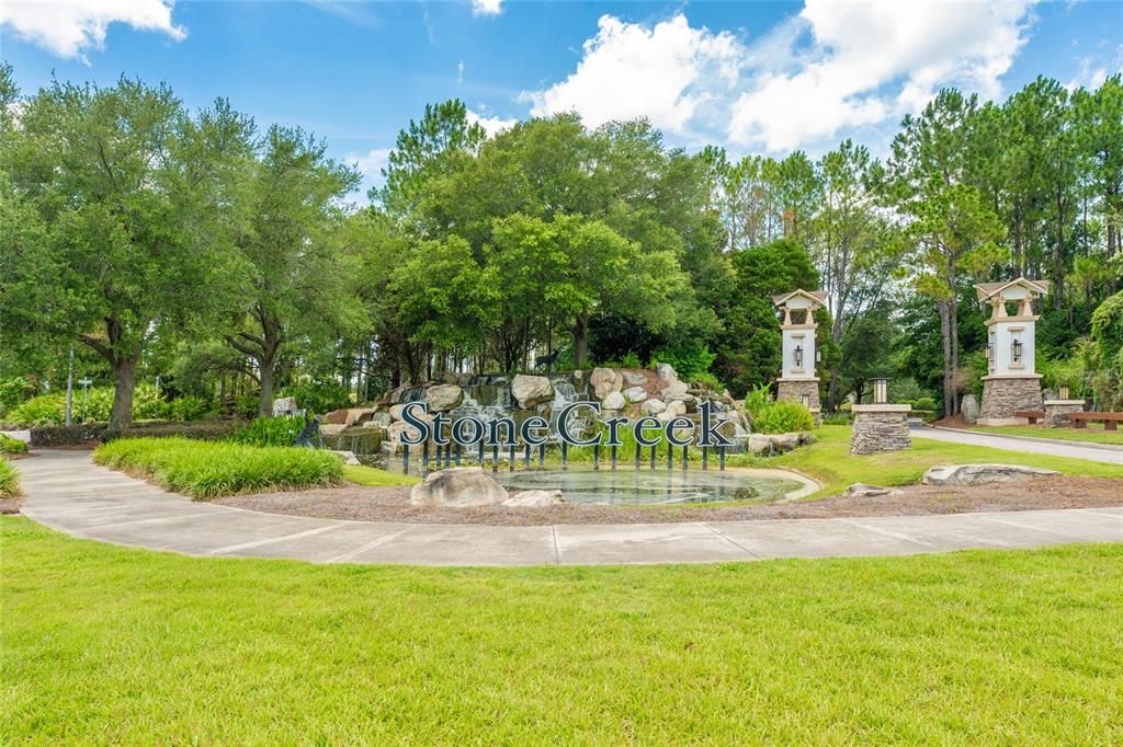 For Sale: $225,000 (2 beds, 2 baths, 1437 Square Feet)