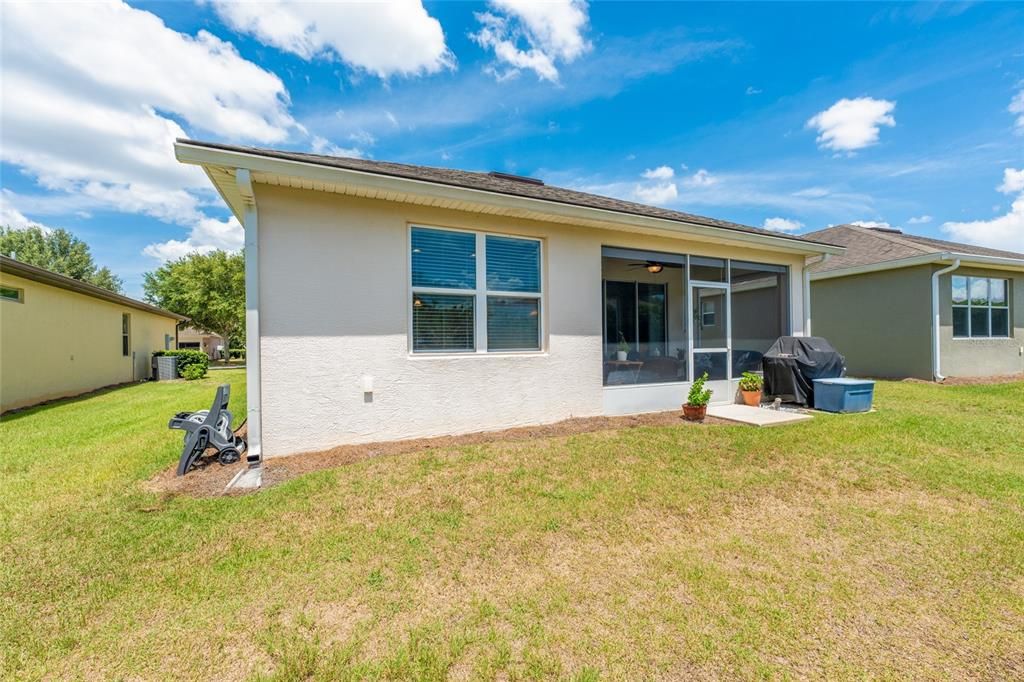 For Sale: $225,000 (2 beds, 2 baths, 1437 Square Feet)