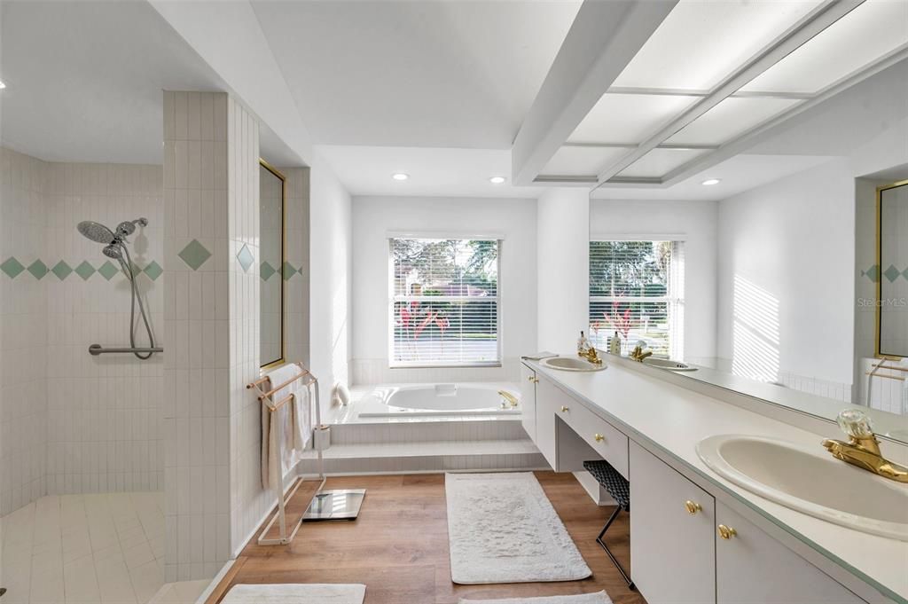 For Sale: $695,000 (3 beds, 2 baths, 2605 Square Feet)