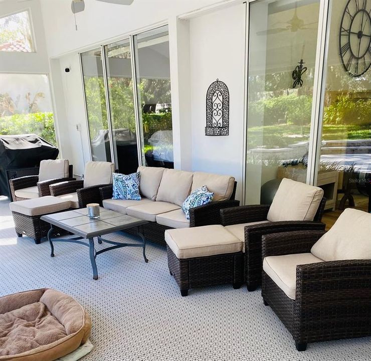 For Sale: $695,000 (3 beds, 2 baths, 2605 Square Feet)