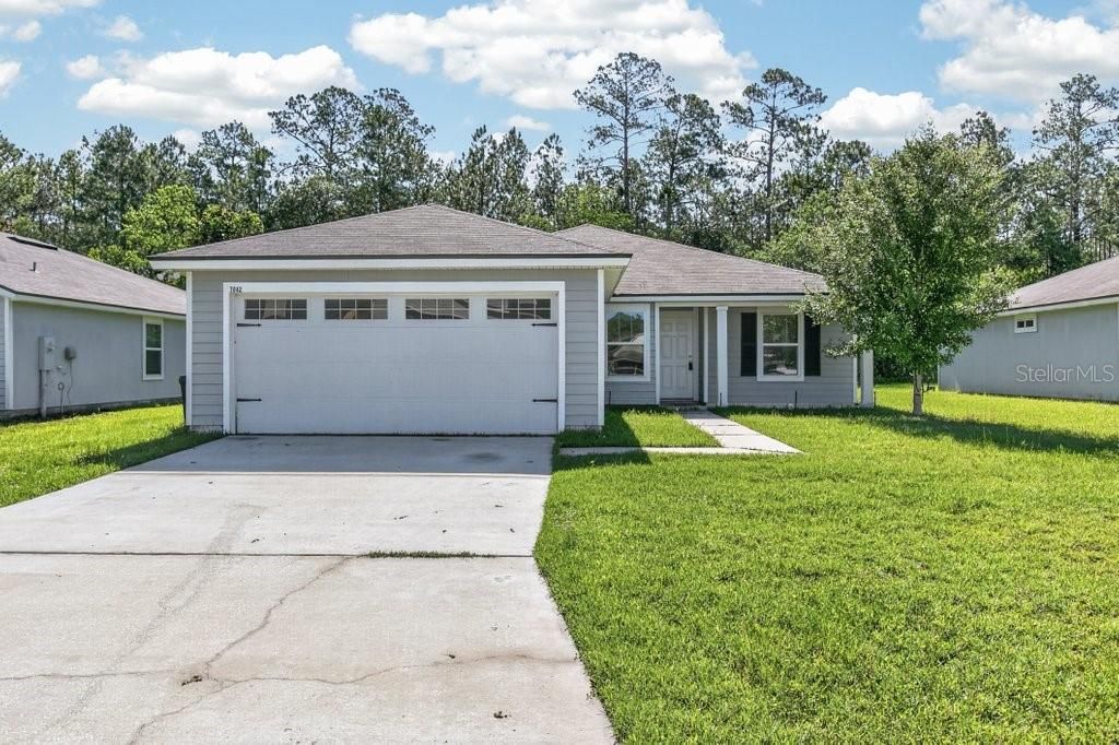 For Sale: $304,900 (4 beds, 2 baths, 1543 Square Feet)