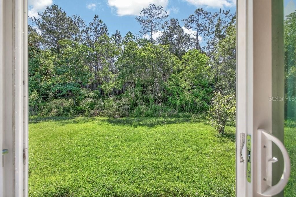 For Sale: $304,900 (4 beds, 2 baths, 1543 Square Feet)