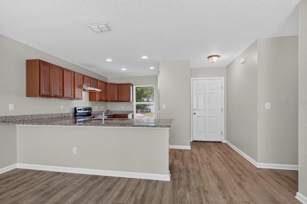 For Sale: $304,900 (4 beds, 2 baths, 1543 Square Feet)