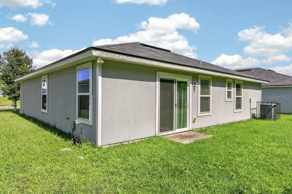 For Sale: $304,900 (4 beds, 2 baths, 1543 Square Feet)