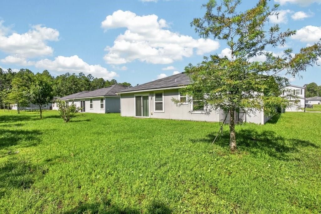 For Sale: $304,900 (4 beds, 2 baths, 1543 Square Feet)