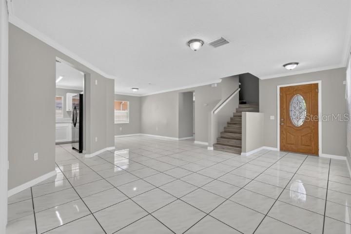 На продажу: $387,500 (5 спален, 3 ванн, 2239 Квадратных фут)