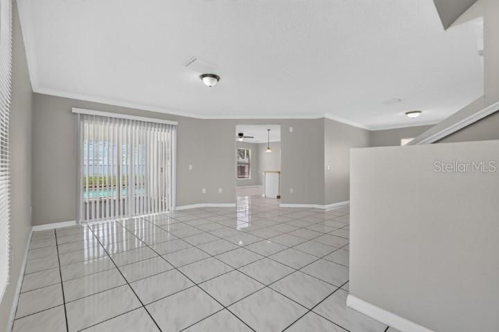 На продажу: $387,500 (5 спален, 3 ванн, 2239 Квадратных фут)