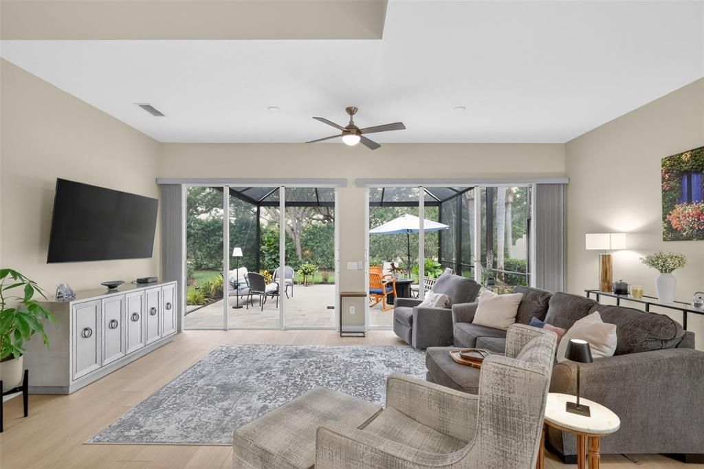 For Sale: $675,000 (3 beds, 3 baths, 2201 Square Feet)
