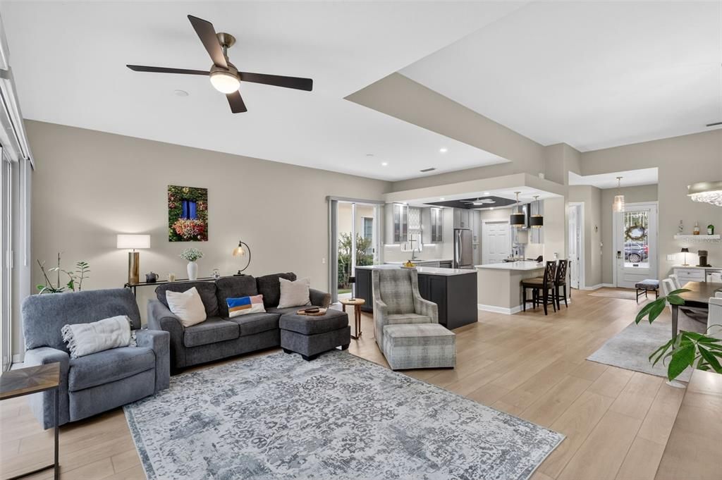 For Sale: $675,000 (3 beds, 3 baths, 2201 Square Feet)