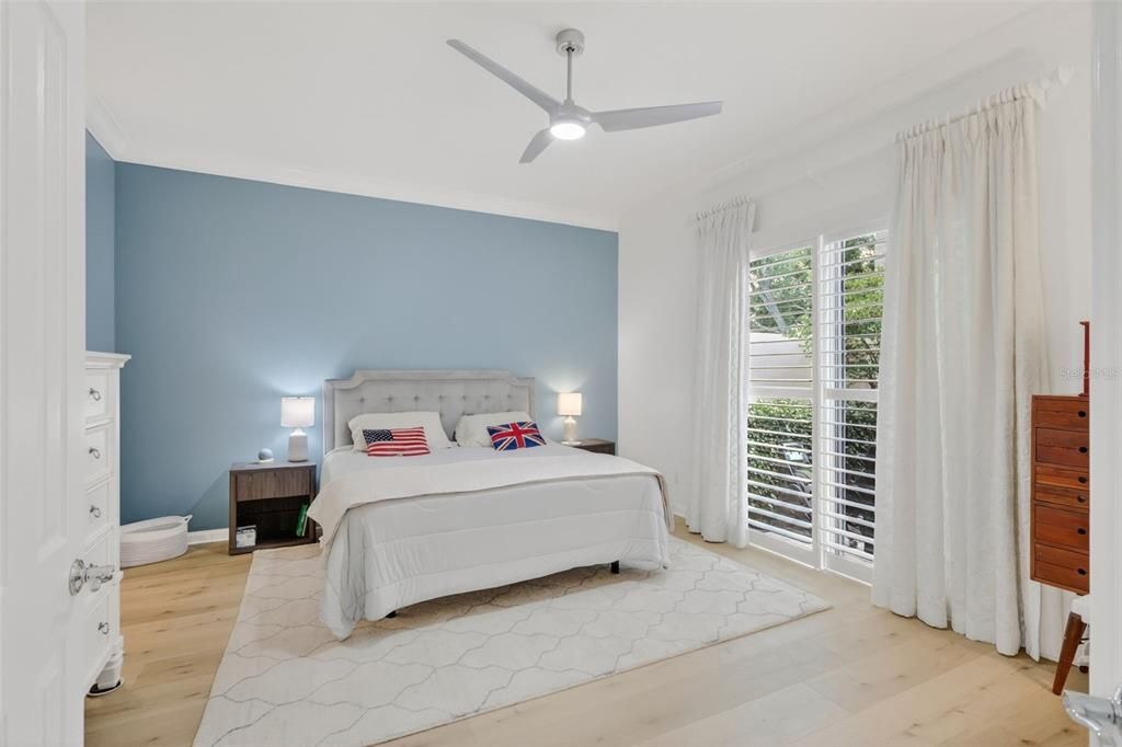 For Sale: $675,000 (3 beds, 3 baths, 2201 Square Feet)