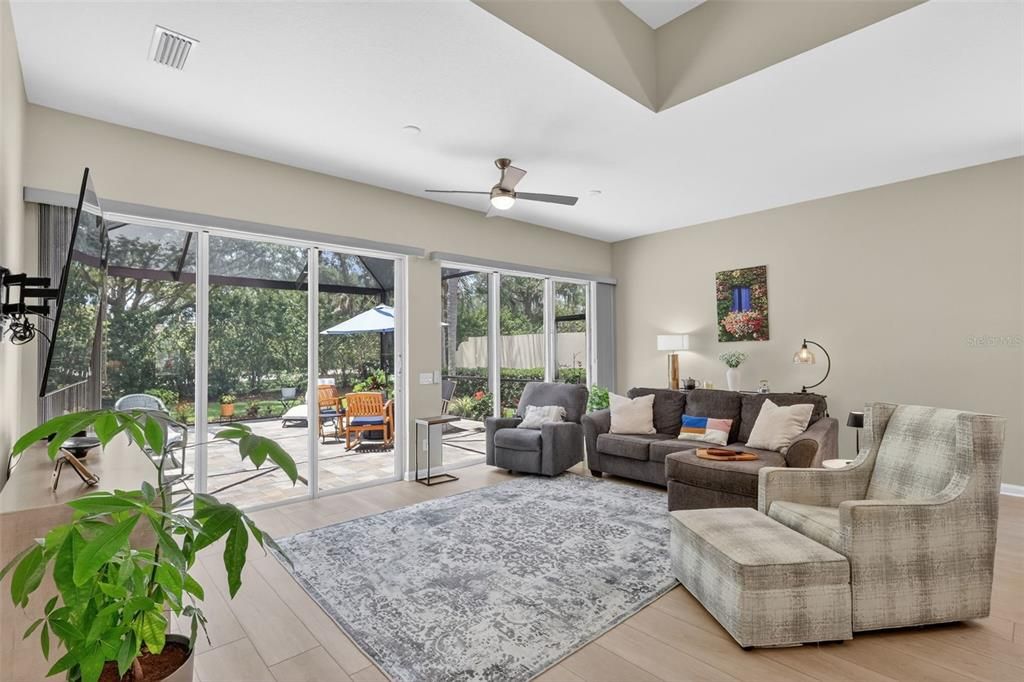 For Sale: $675,000 (3 beds, 3 baths, 2201 Square Feet)