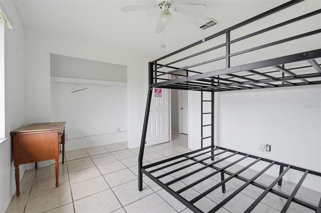 For Sale: $299,000 (4 beds, 2 baths, 1252 Square Feet)