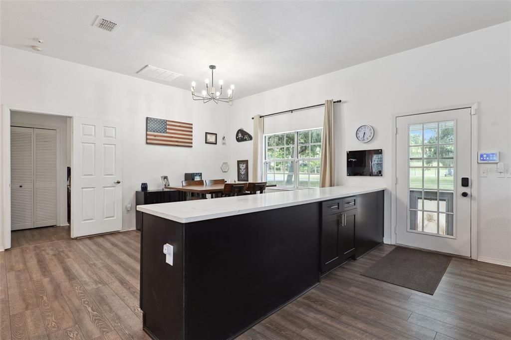 For Sale: $950,000 (3 beds, 2 baths, 2526 Square Feet)