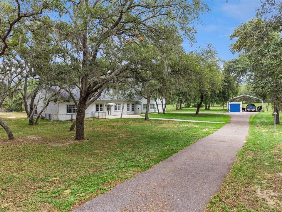 For Sale: $950,000 (3 beds, 2 baths, 2526 Square Feet)