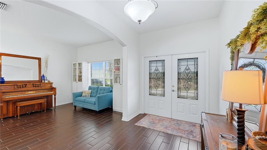 For Sale: $615,000 (5 beds, 3 baths, 3196 Square Feet)