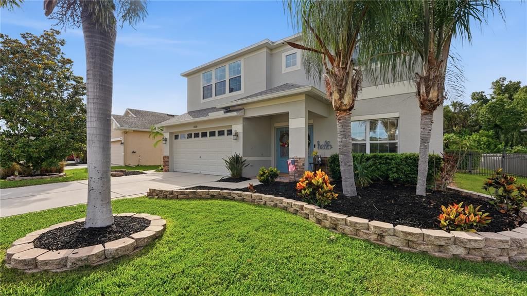 For Sale: $615,000 (5 beds, 3 baths, 3196 Square Feet)