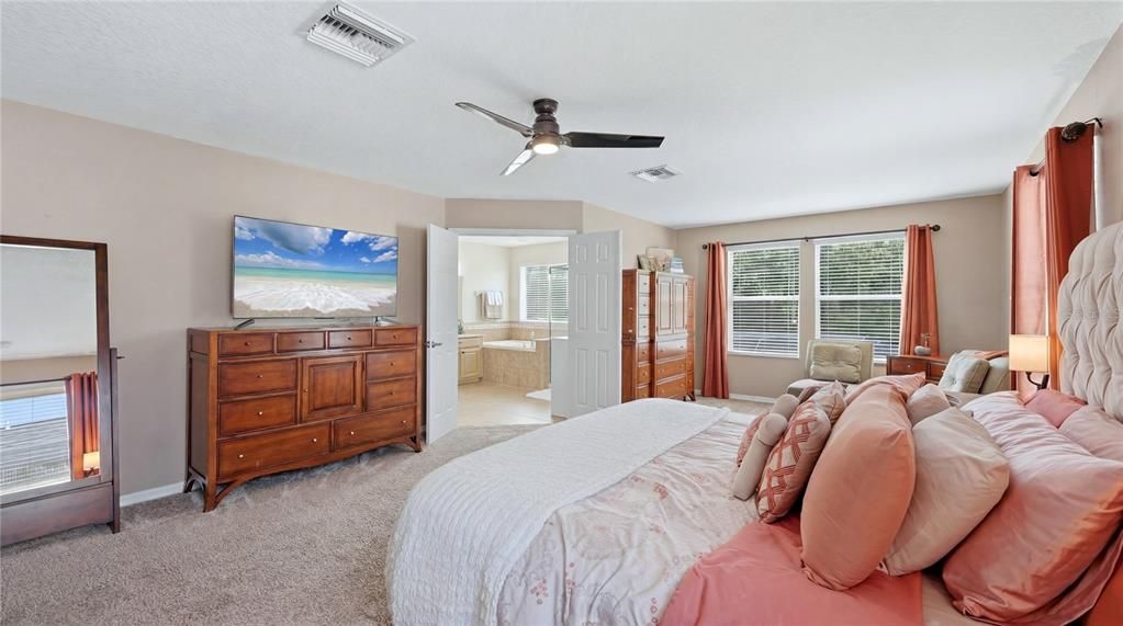 For Sale: $615,000 (5 beds, 3 baths, 3196 Square Feet)