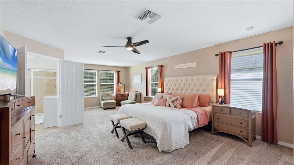 For Sale: $615,000 (5 beds, 3 baths, 3196 Square Feet)