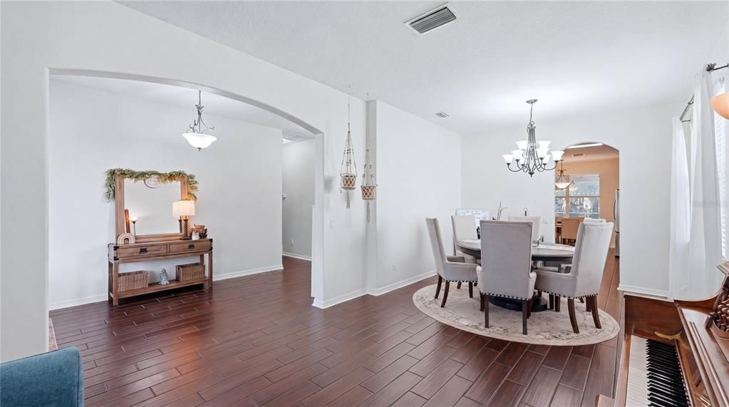 For Sale: $615,000 (5 beds, 3 baths, 3196 Square Feet)