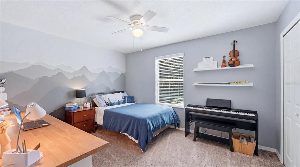 For Sale: $615,000 (5 beds, 3 baths, 3196 Square Feet)
