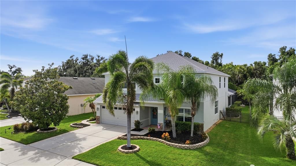 For Sale: $615,000 (5 beds, 3 baths, 3196 Square Feet)