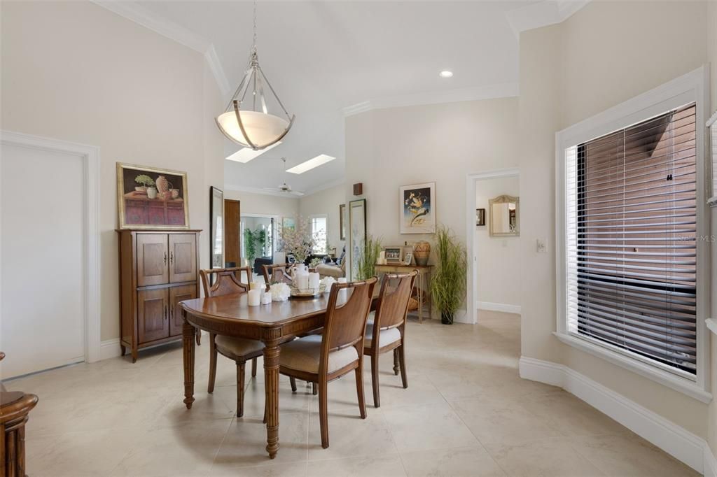 For Sale: $389,000 (2 beds, 2 baths, 1846 Square Feet)