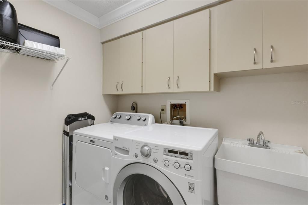 For Sale: $389,000 (2 beds, 2 baths, 1846 Square Feet)