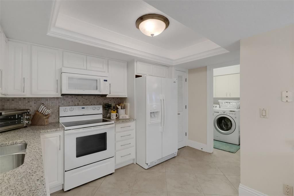 For Sale: $389,000 (2 beds, 2 baths, 1846 Square Feet)