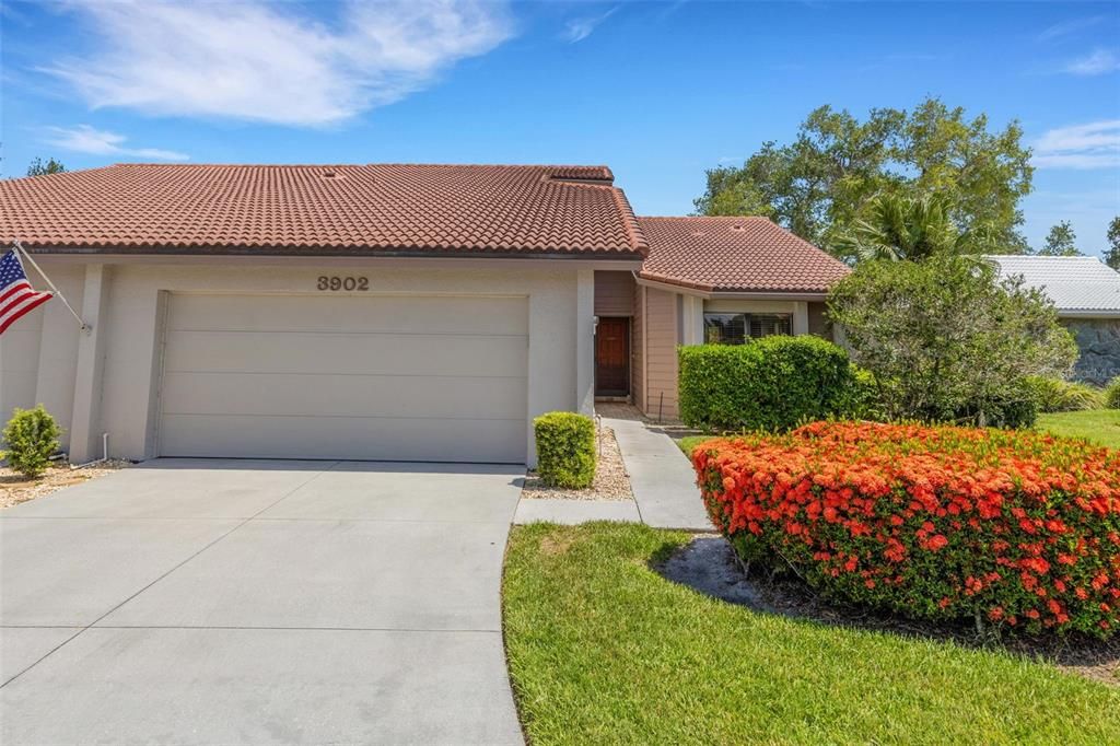 For Sale: $389,000 (2 beds, 2 baths, 1846 Square Feet)