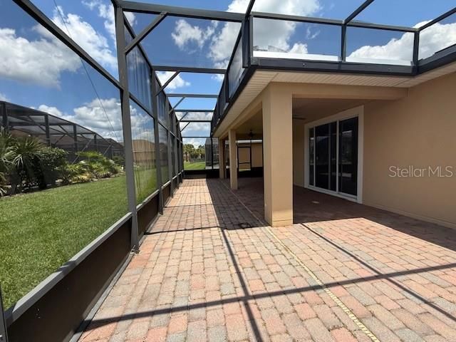 En Venta: $290,000 (3 camas, 2 baños, 1917 Pies cuadrados)