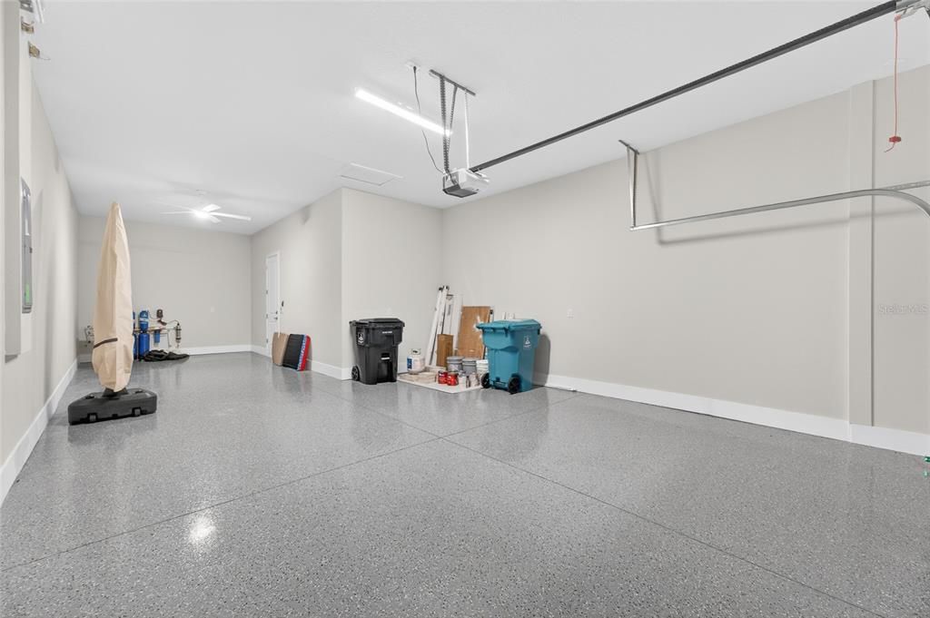 En Venta: $1,230,000 (3 camas, 3 baños, 2793 Pies cuadrados)