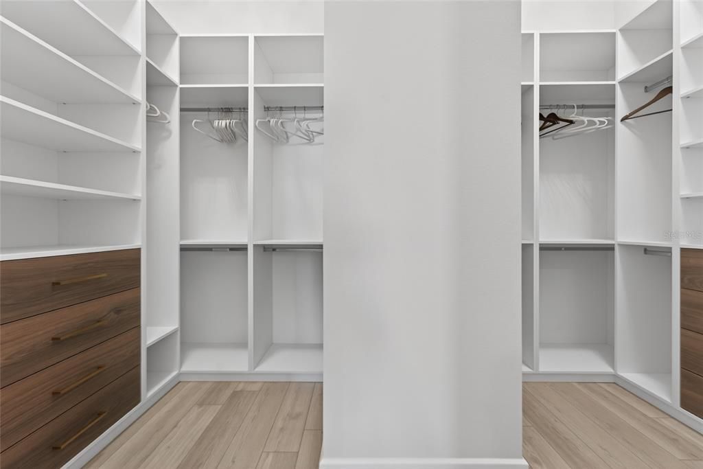En Venta: $1,230,000 (3 camas, 3 baños, 2793 Pies cuadrados)