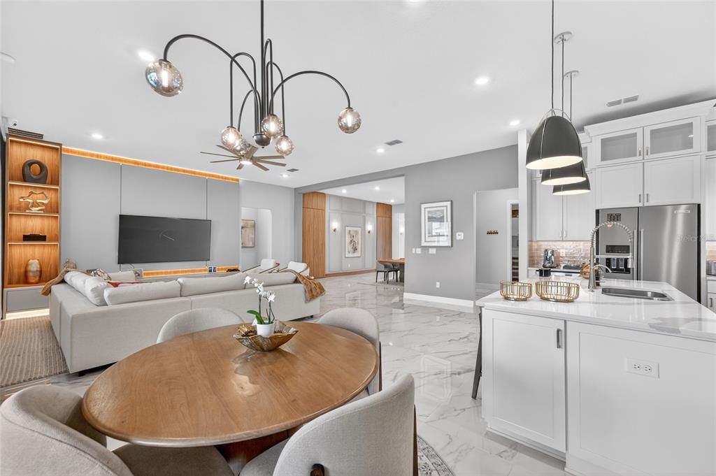 En Venta: $1,230,000 (3 camas, 3 baños, 2793 Pies cuadrados)