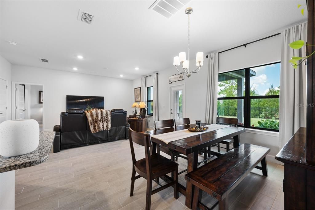 For Sale: $449,900 (5 beds, 3 baths, 2723 Square Feet)